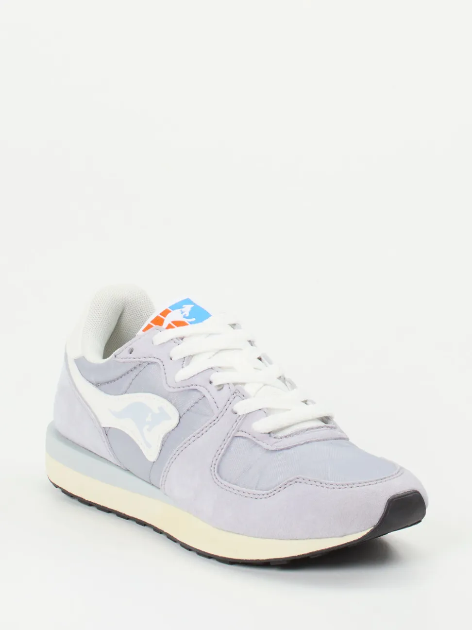 Kangaroos – Sneaker aus Veloursleder in Hellflieder