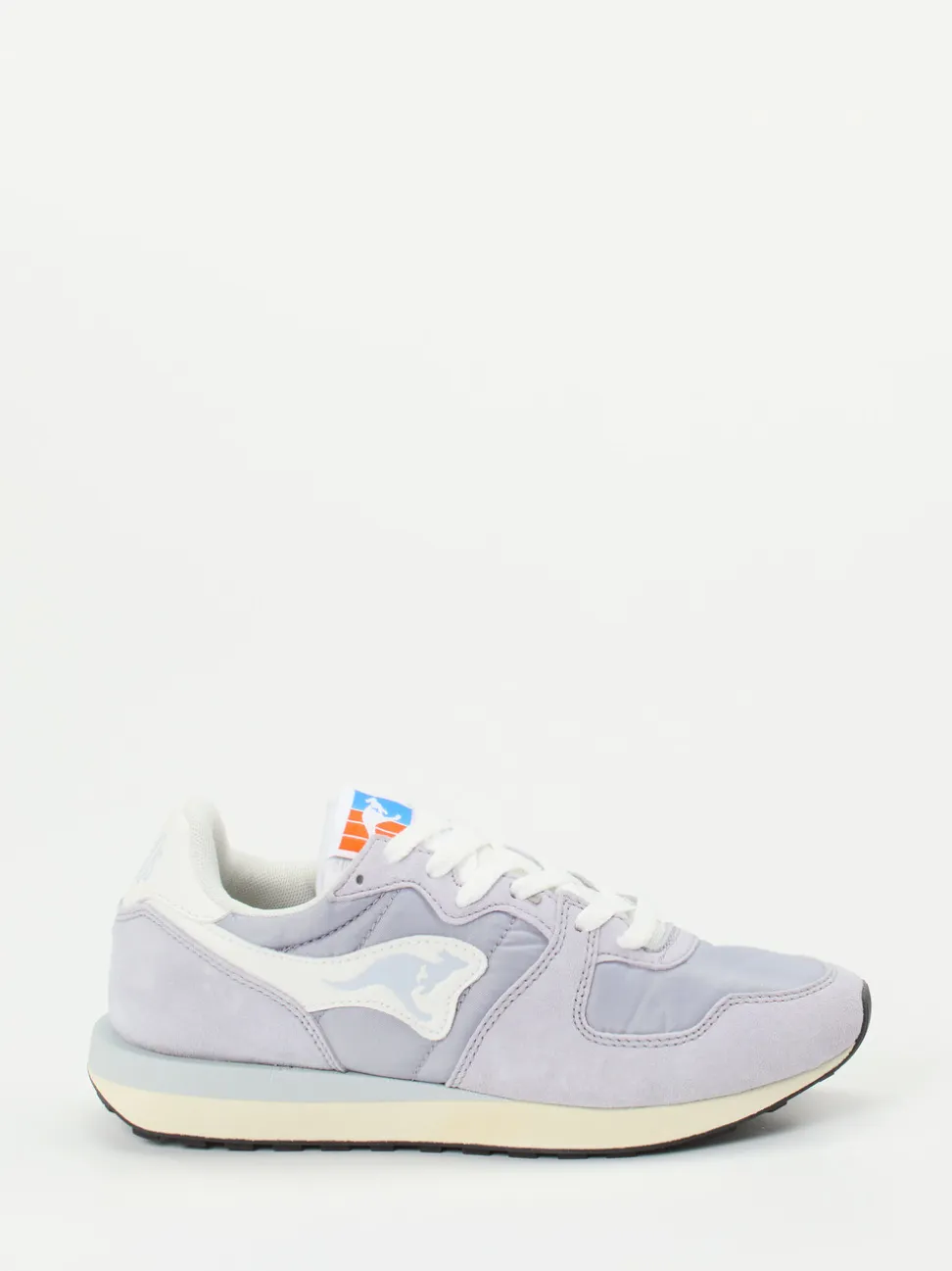 Kangaroos – Sneaker aus Veloursleder in Hellflieder