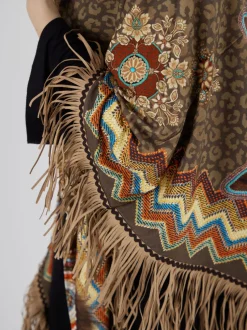 Katherina Loretta – Poncho aus Webstoff mit Fransen