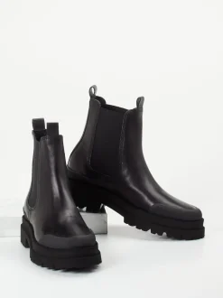 Kennel & Schmenger – Chelsea Boots aus Kalbleder schwarz