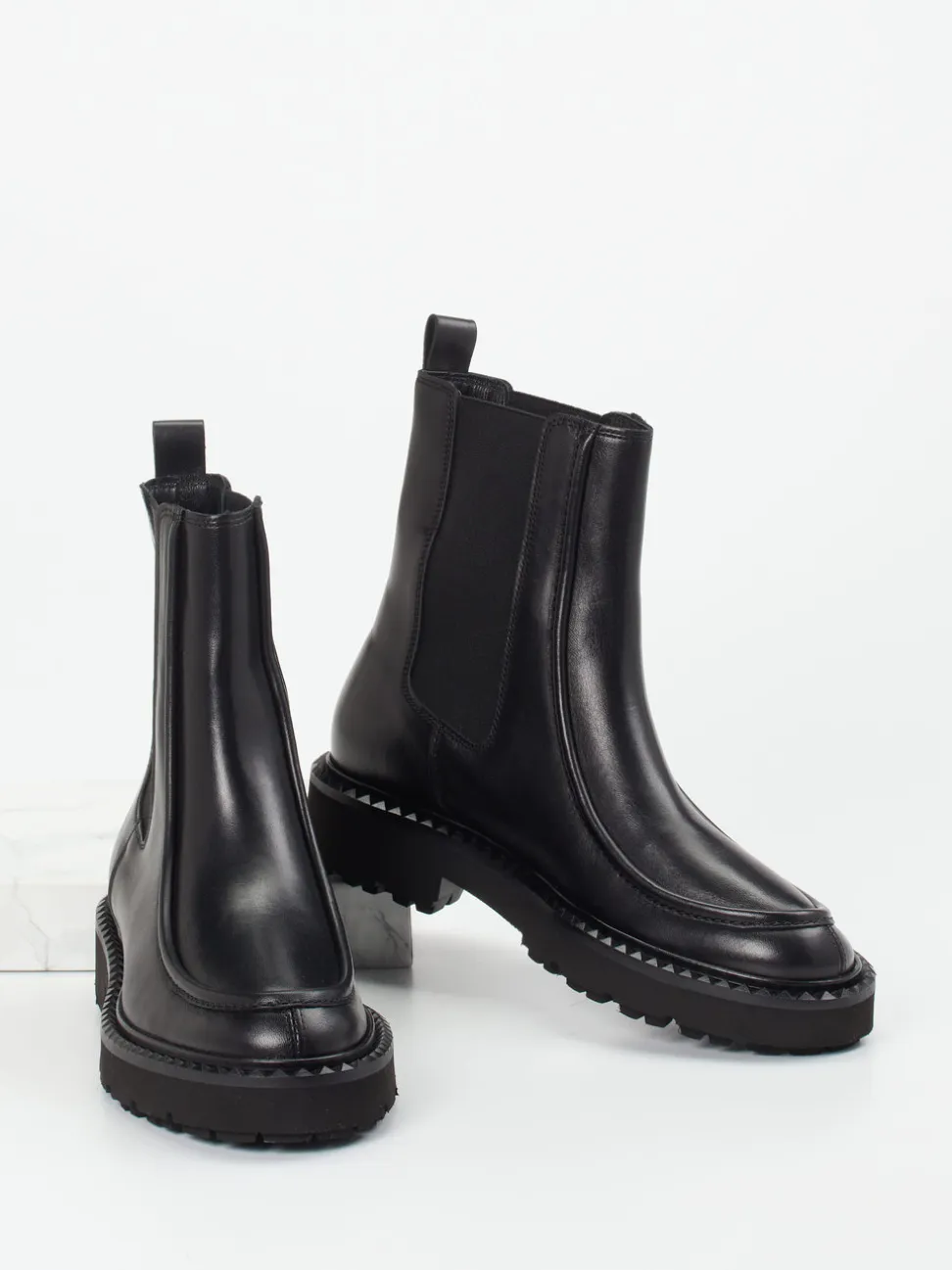 Kennel & Schmenger – Chelsea Boots aus Kalbleder Schwarz