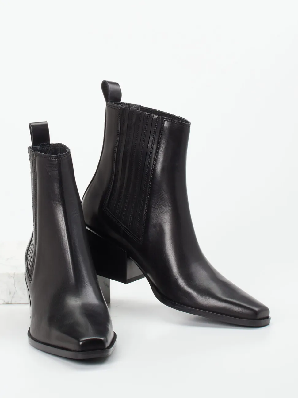 Kennel & Schmenger – Chelsea Boots aus Kalbleder Schwarz