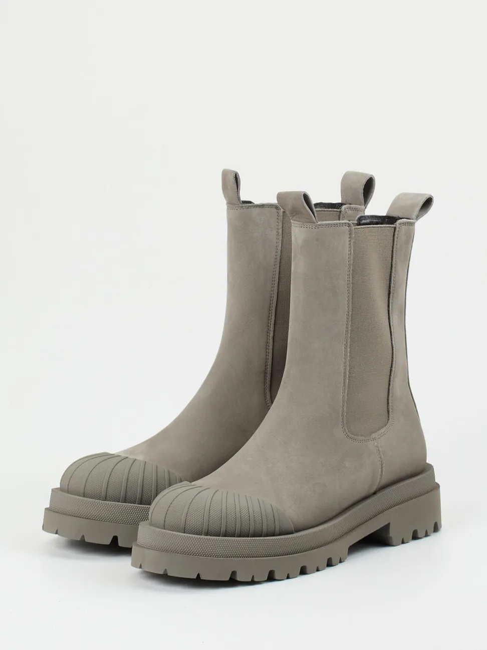 Kennel & Schmenger – Chelsea Boots aus Nubukleder Taupe