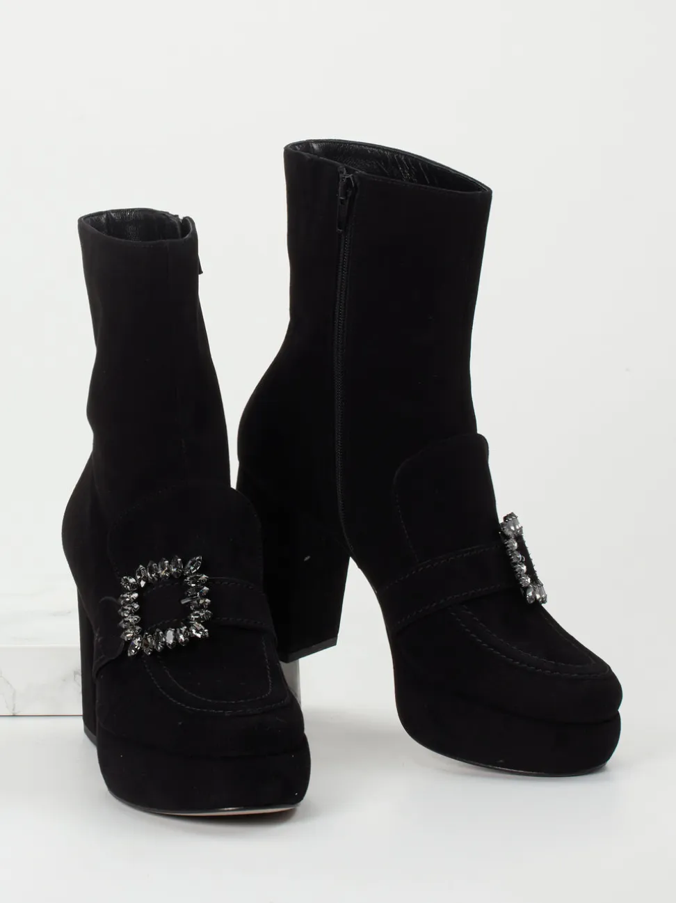 Kennel & Schmenger – Plateau-Stiefeletten aus Veloursleder Schwarz
