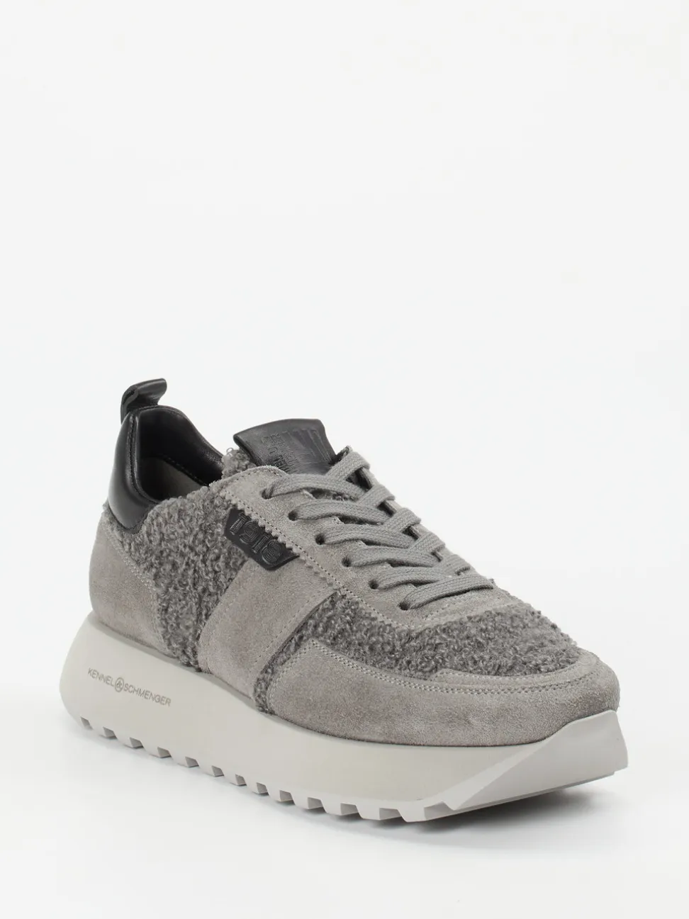 Kennel & Schmenger – Plateau-Sneaker aus Veloursleder grau