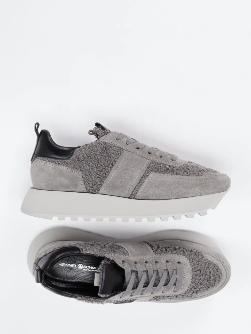 Kennel & Schmenger – Plateau-Sneaker aus Veloursleder grau