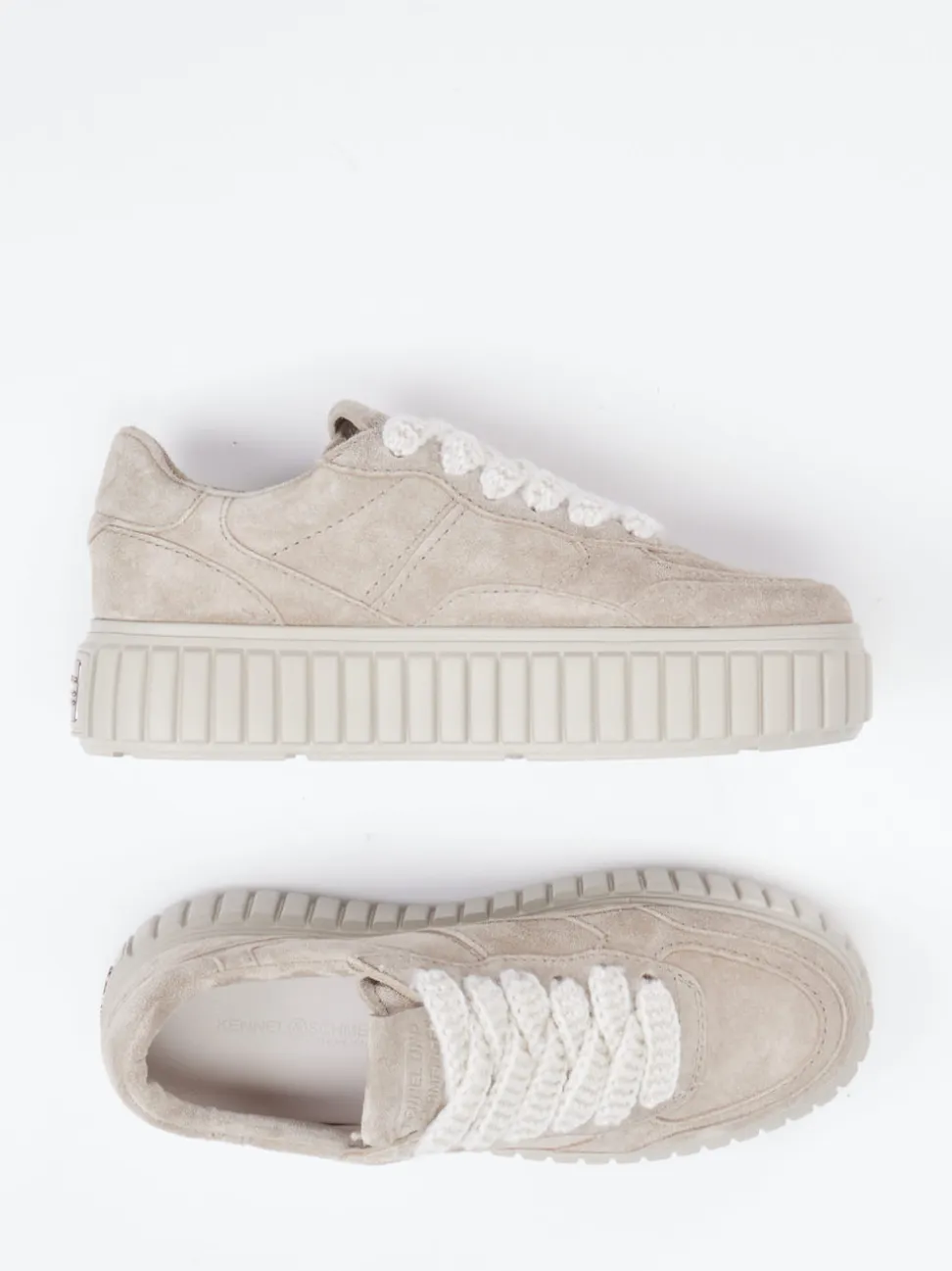 Kennel & Schmenger – Plateau-Sneaker aus Veloursleder grau