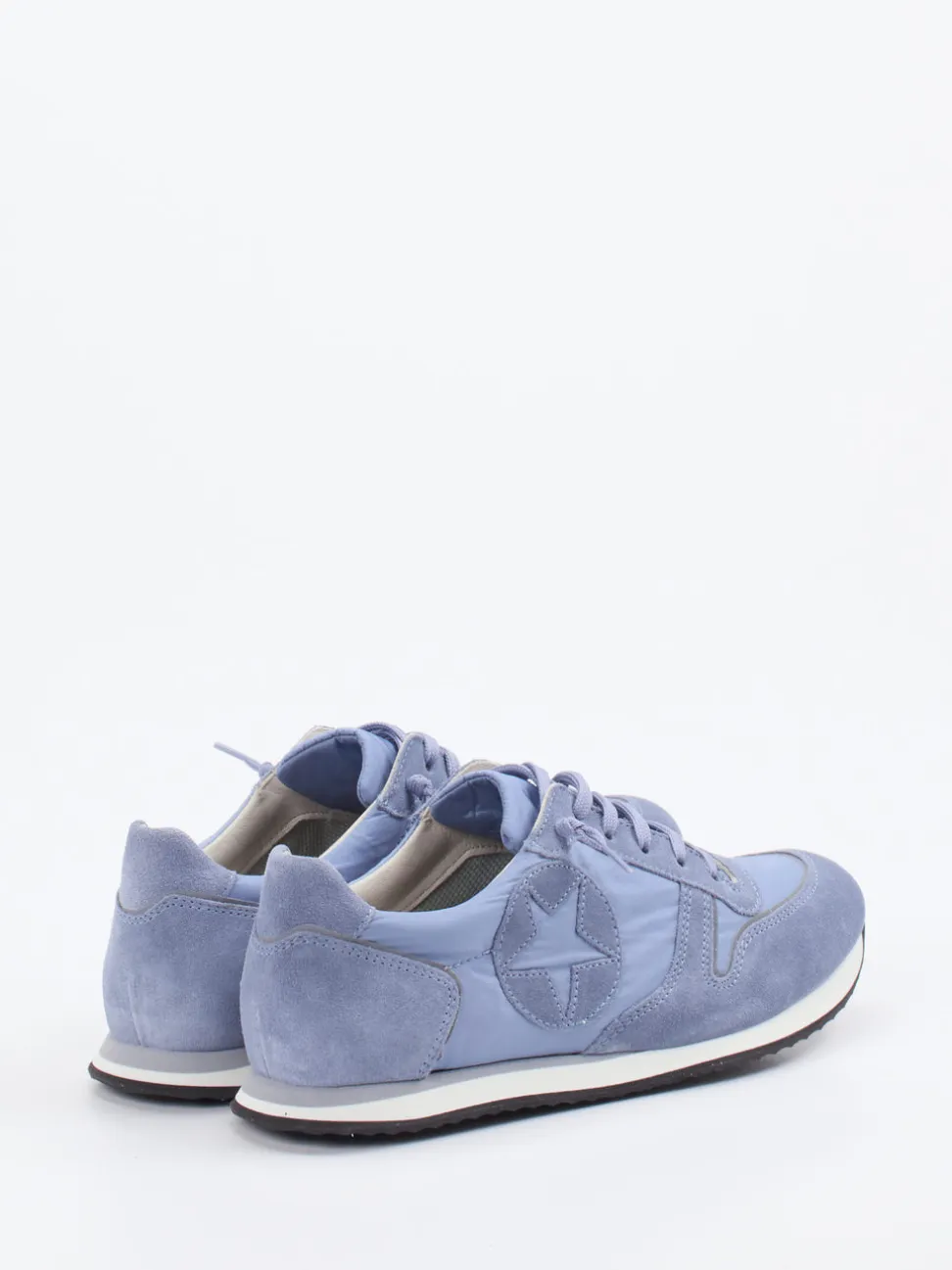 Kennel & Schmenger – Sneaker aus Veloursleder in Lavendel