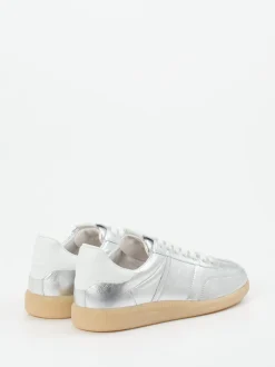 Kennel & Schmenger – Sneaker aus Metallicleder silber