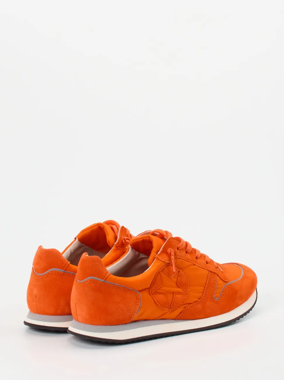 Kennel & Schmenger – Sneaker aus Veloursleder orange