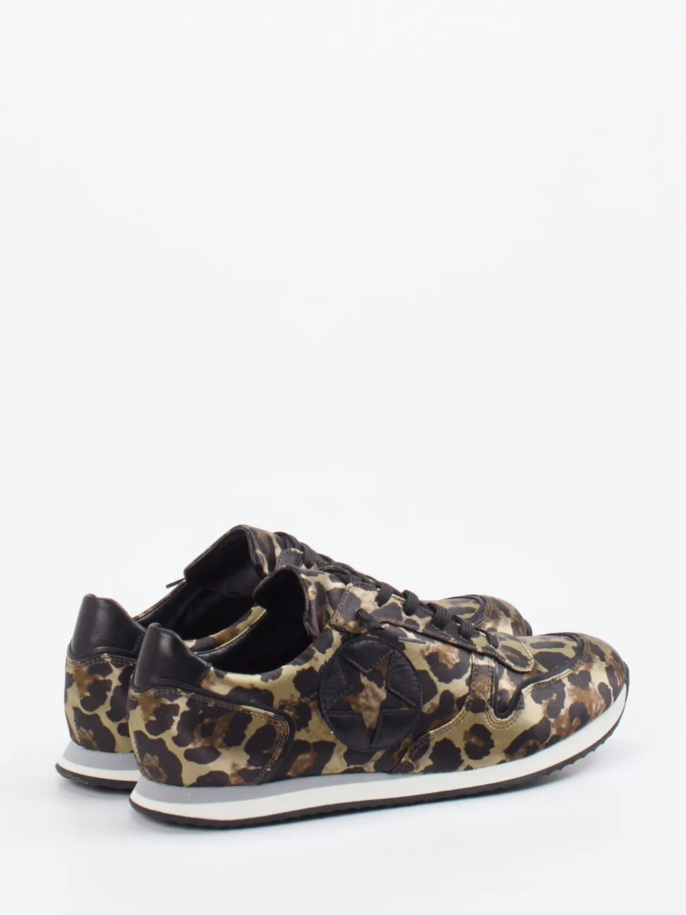 Kennel & Schmenger – Sneaker aus Textil mit Leoprint