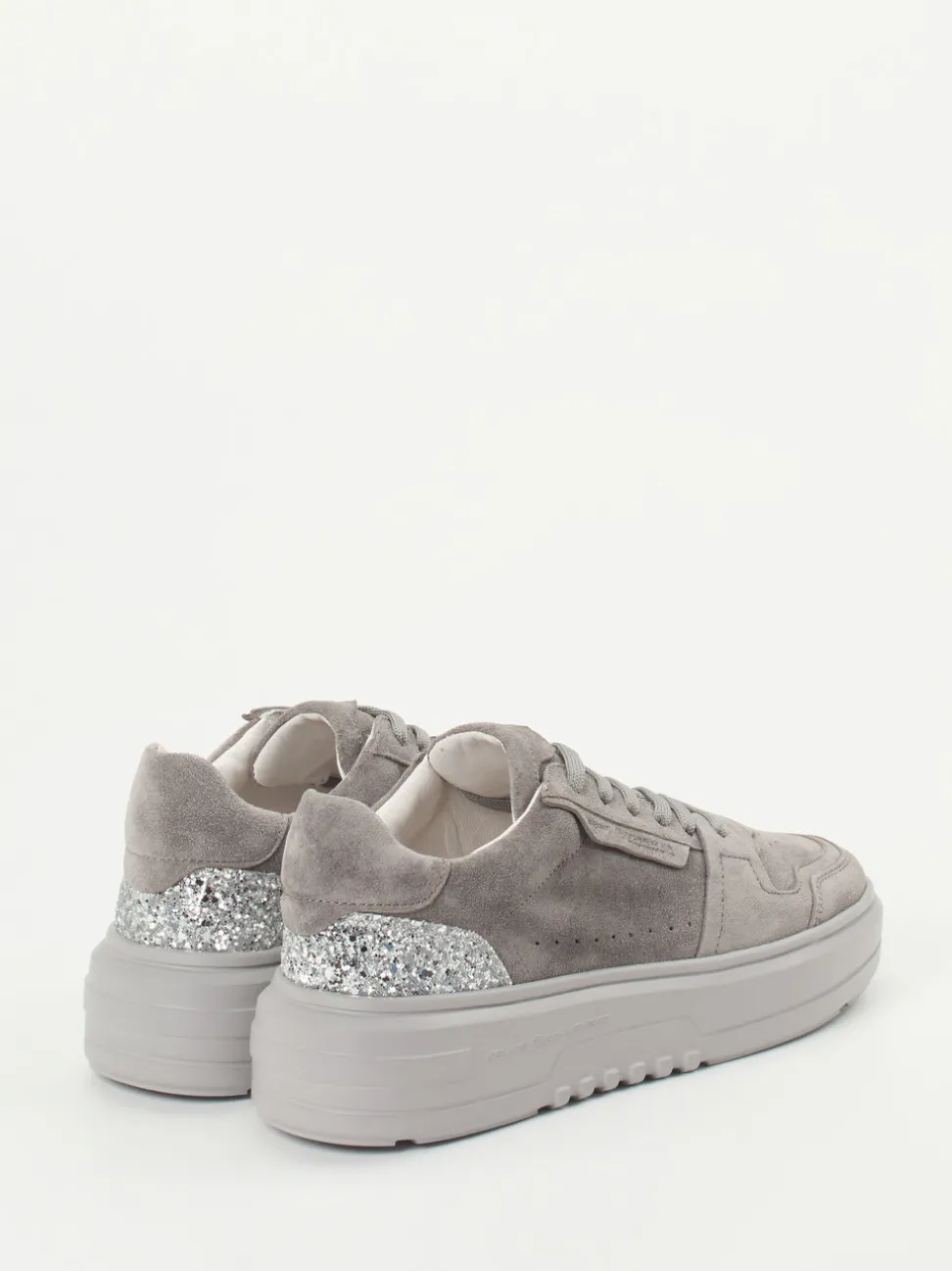 Kennel & Schmenger – Sneaker aus Veloursleder Grau