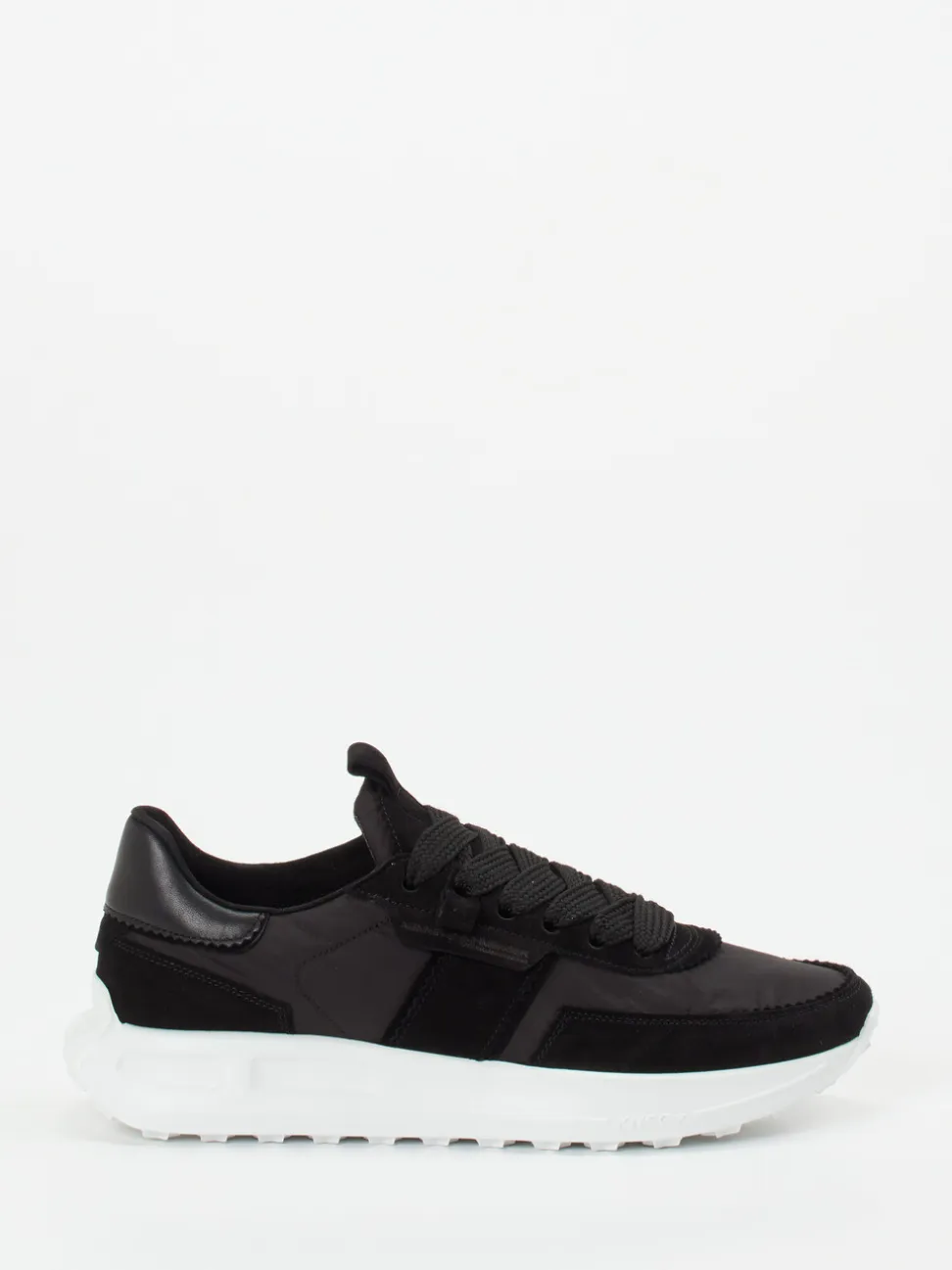 Kennel & Schmenger – Sneaker aus Veloursleder schwarz