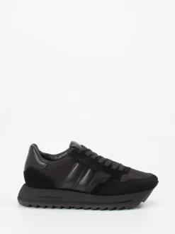 Kennel & Schmenger – Sneaker aus Veloursleder in Schwarz