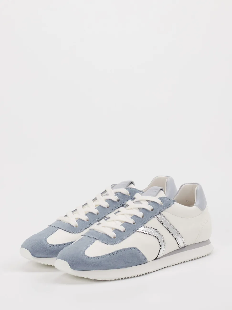 Kennel & Schmenger – Sneaker aus Velour/Leder Cremeweiß