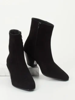 Konstantin Starke – Ankle Boots aus Veloursleder Schwarz