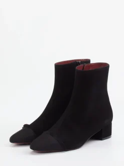 Konstantin Starke – Ankle Boots aus Veloursleder schwarz