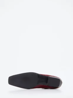 Konstantin Starke – Ankle Boots aus Lackleder Bordeaux