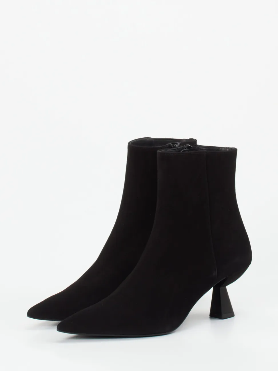 Konstantin Starke – Ankle Boots aus Veloursleder schwarz