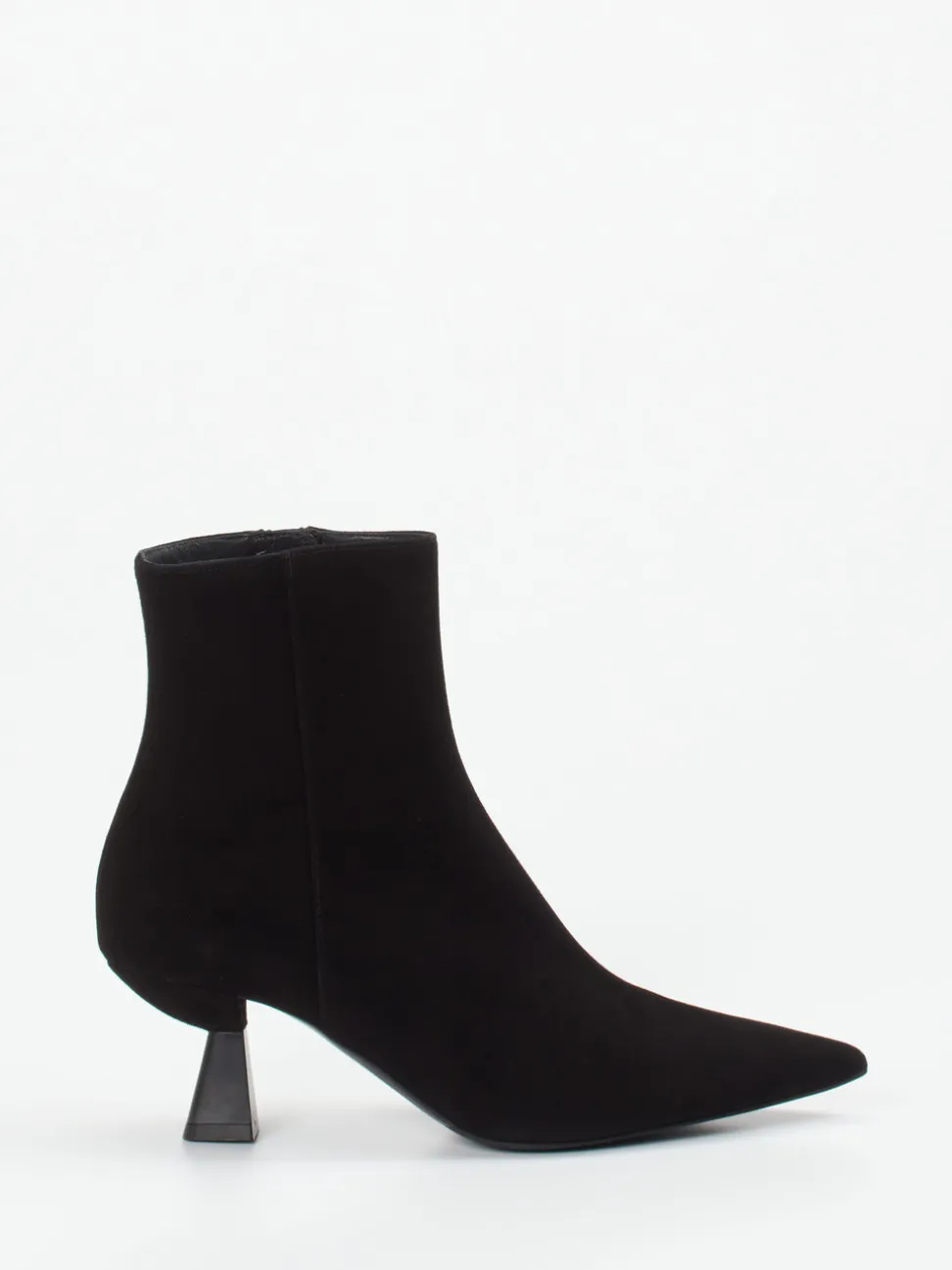 Konstantin Starke – Ankle Boots aus Veloursleder schwarz