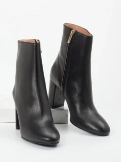 Konstantin Starke – Ankle Boots aus Lammleder schwarz
