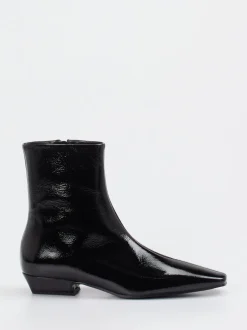 Konstantin Starke – Ankle Boots aus Lackleder schwarz