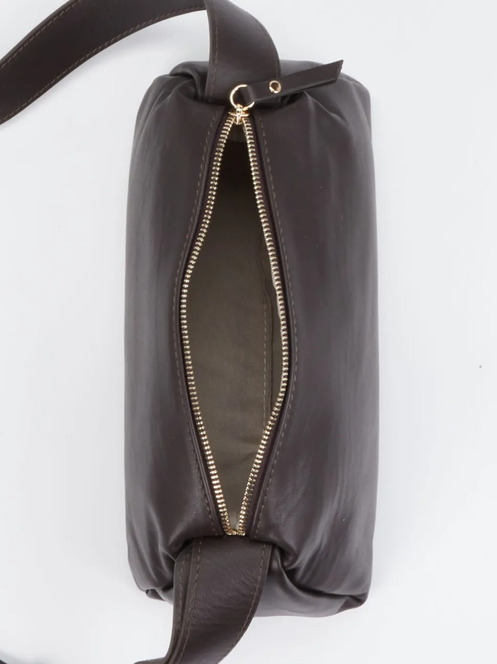 Konstantin Starke – Baguette Bag aus Lammleder Dunkelbraun