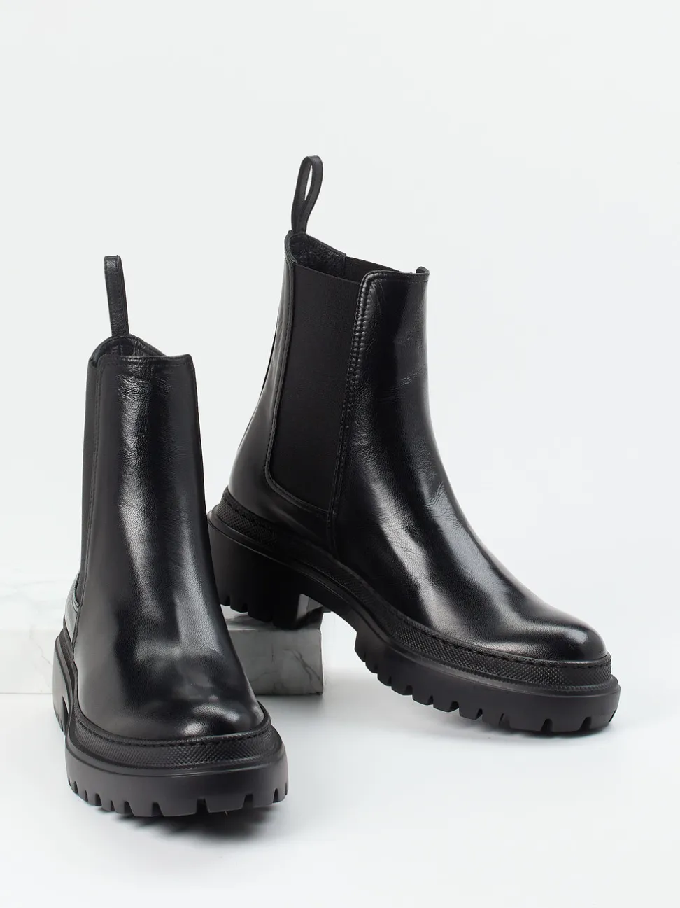 Konstantin Starke – Chelsea Boots aus Lammleder schwarz
