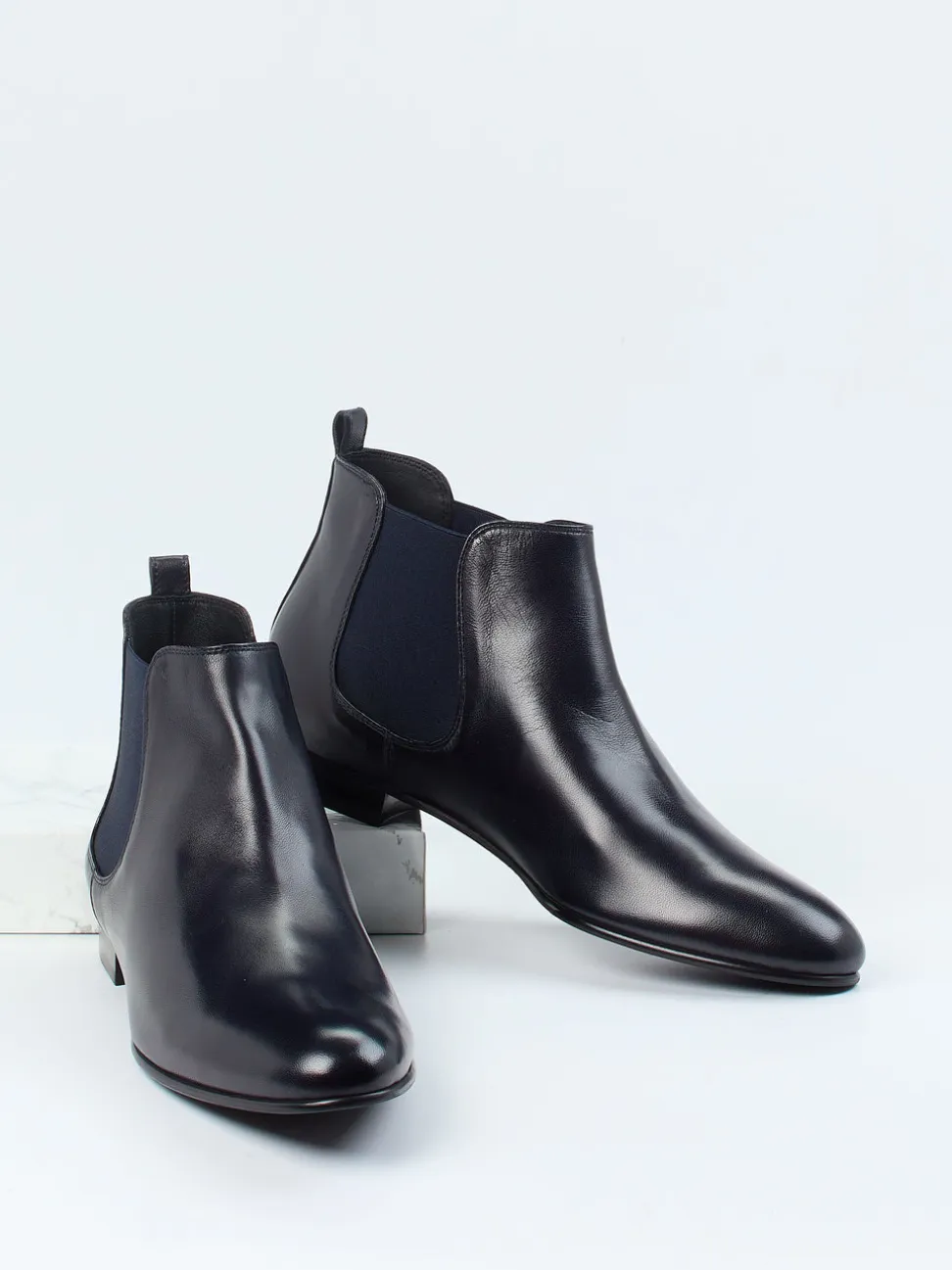 Konstantin Starke – Chelsea Boots aus Lammleder blau