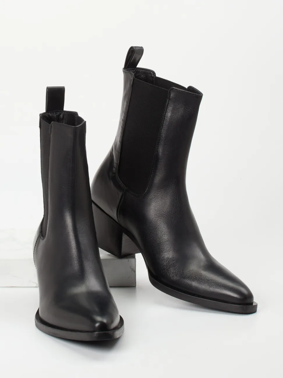 Konstantin Starke – Chelsea Boots aus Kalbleder schwarz