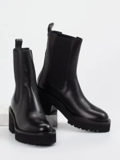 Konstantin Starke – Chelsea Boots aus Kalbleder schwarz