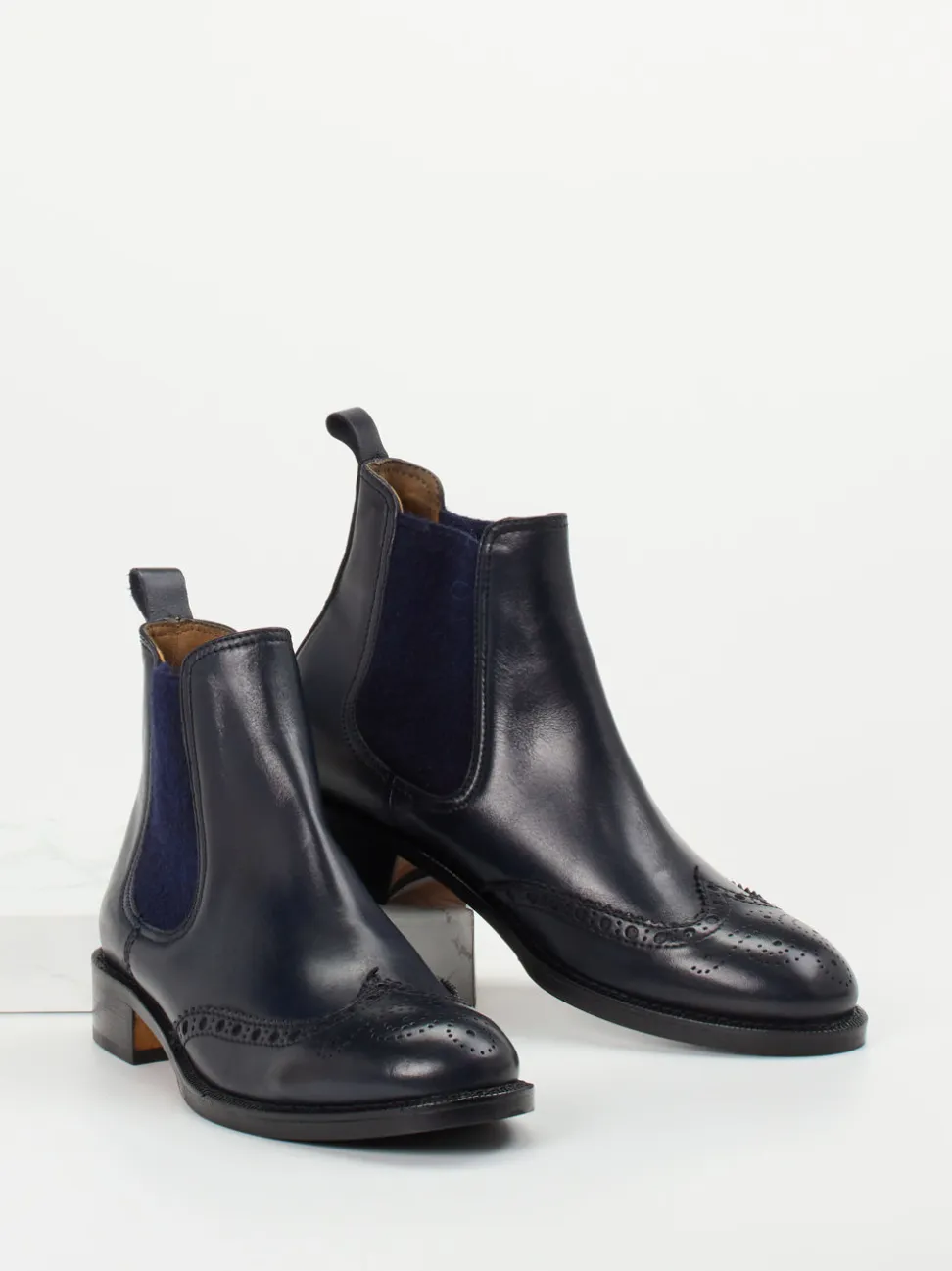 Konstantin Starke – Chelsea Boots aus Kalbleder blau