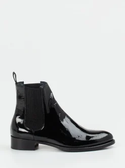Konstantin Starke – Chelsea Boots aus Lackleder schwarz