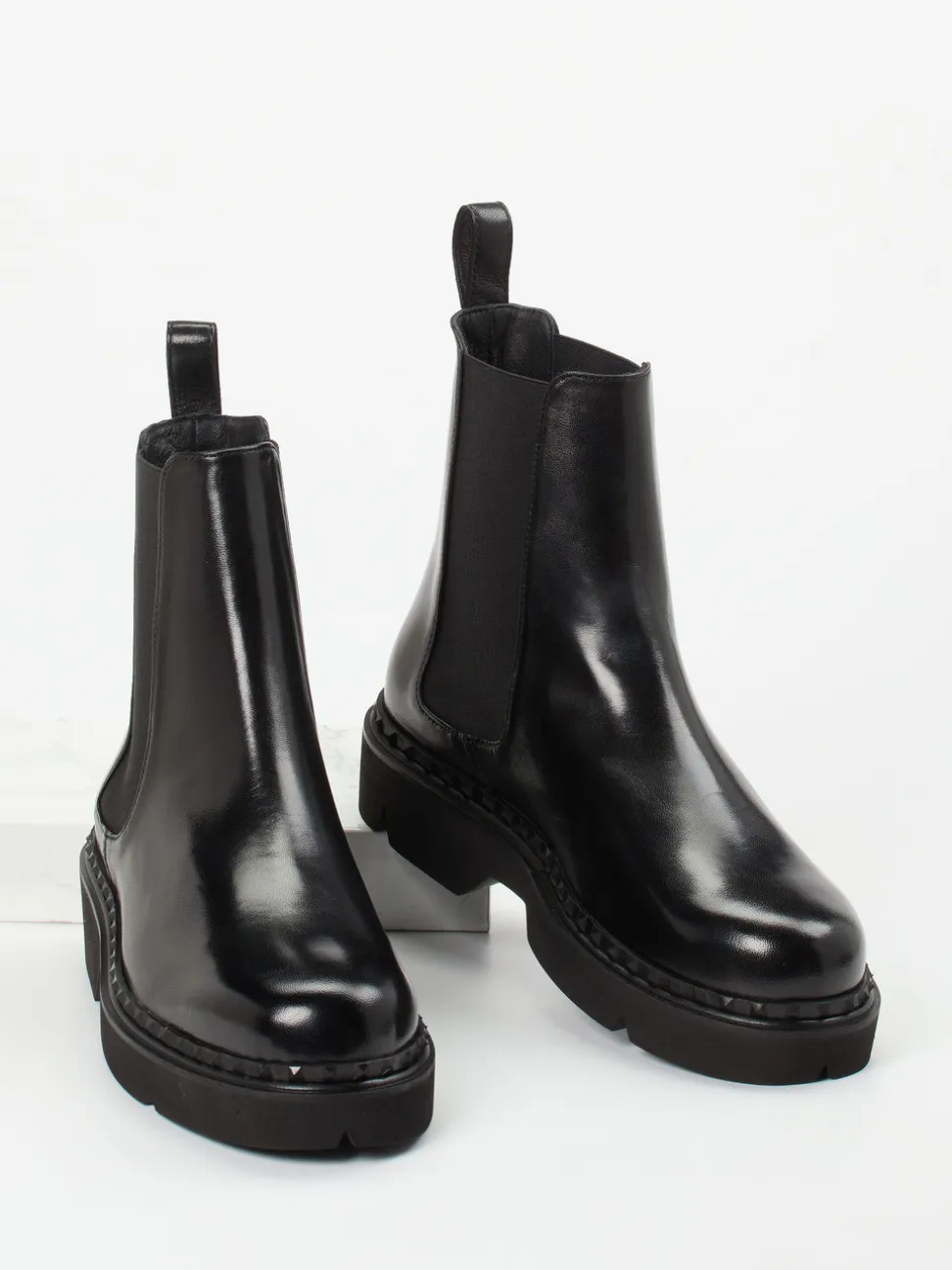 Konstantin Starke – Chelsea Boots aus Lammleder Schwarz