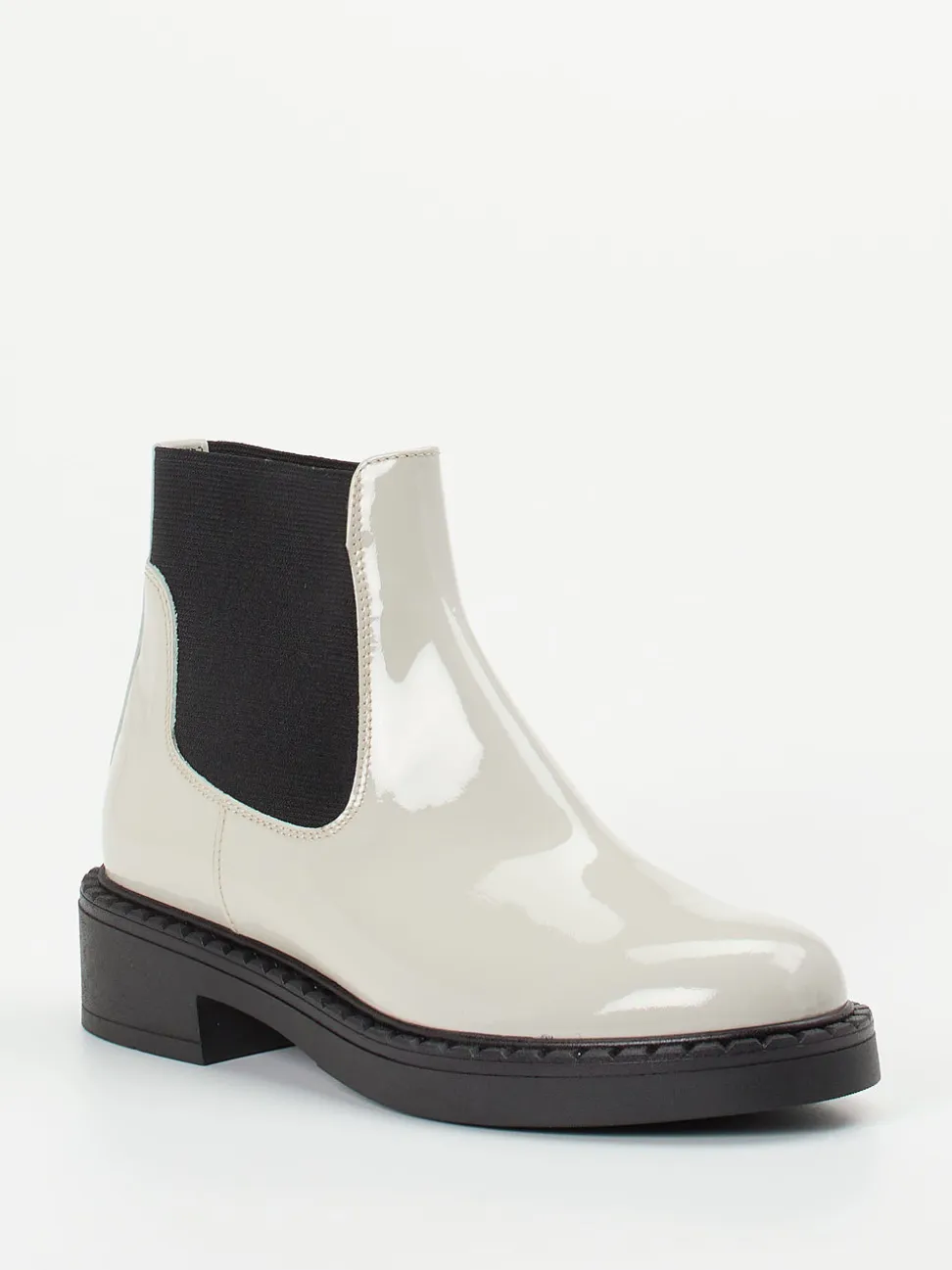 Konstantin Starke – Chelsea Boots aus Lackleder cremegrau