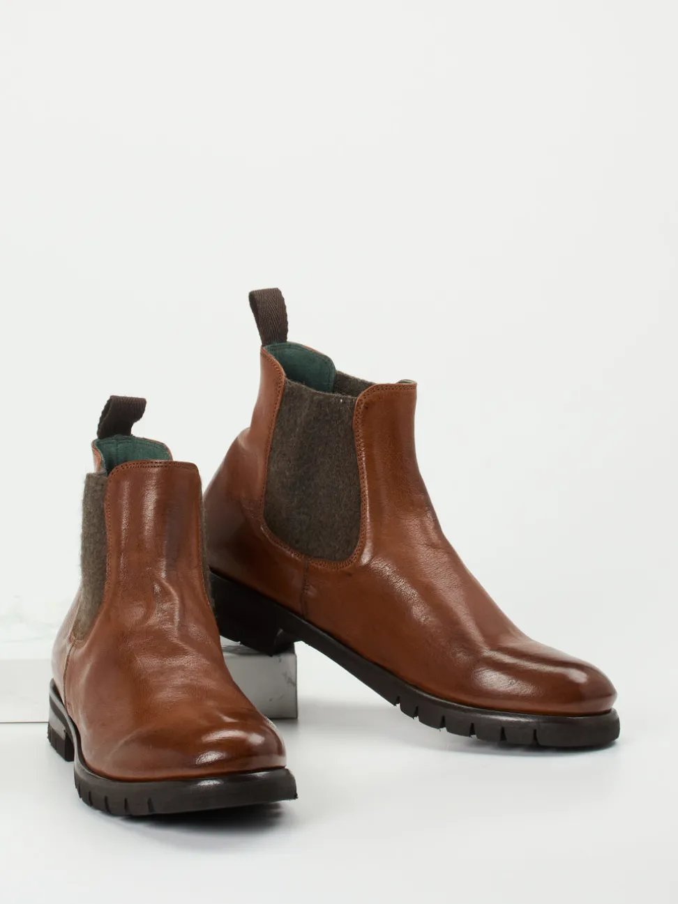 Konstantin Starke – Chelsea Boots aus Känguruleder cognac