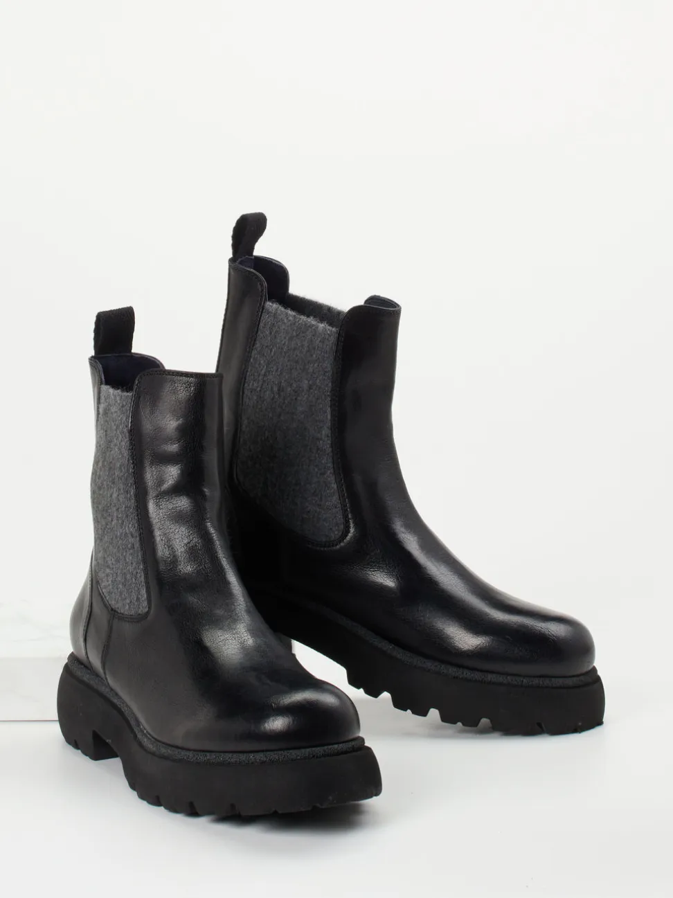 Konstantin Starke – Chelsea Boots aus Känguruleder schwarz