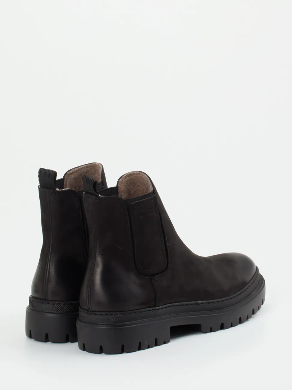 Konstantin Starke – Chelsea Boots aus Nubukleder Schwarz