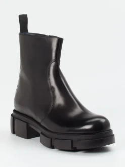 Konstantin Starke – Chunky-Stiefelette aus Kalbleder schwarz