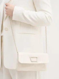 Konstantin Starke – Clutch aus Lackleder Elfenbeinweiß