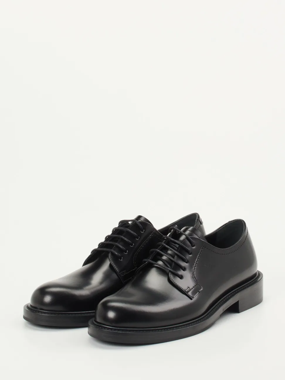 Konstantin Starke – Derby-Schuhe aus Hochglanzleder schwarz