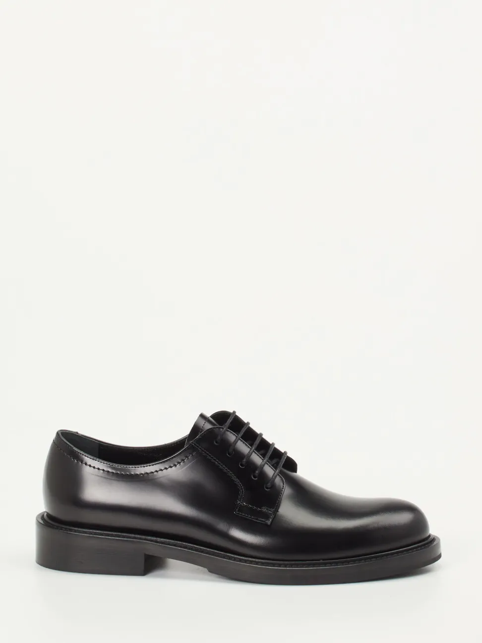 Konstantin Starke – Derby-Schuhe aus Hochglanzleder schwarz