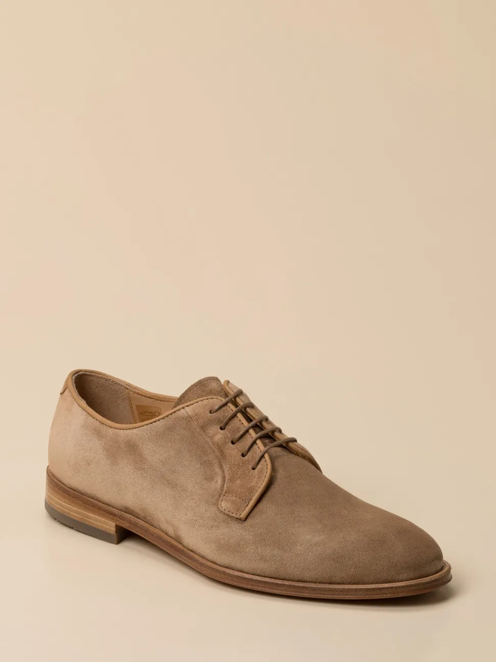 Konstantin Starke – Derby-Schnürschuhe aus Veloursleder Beige