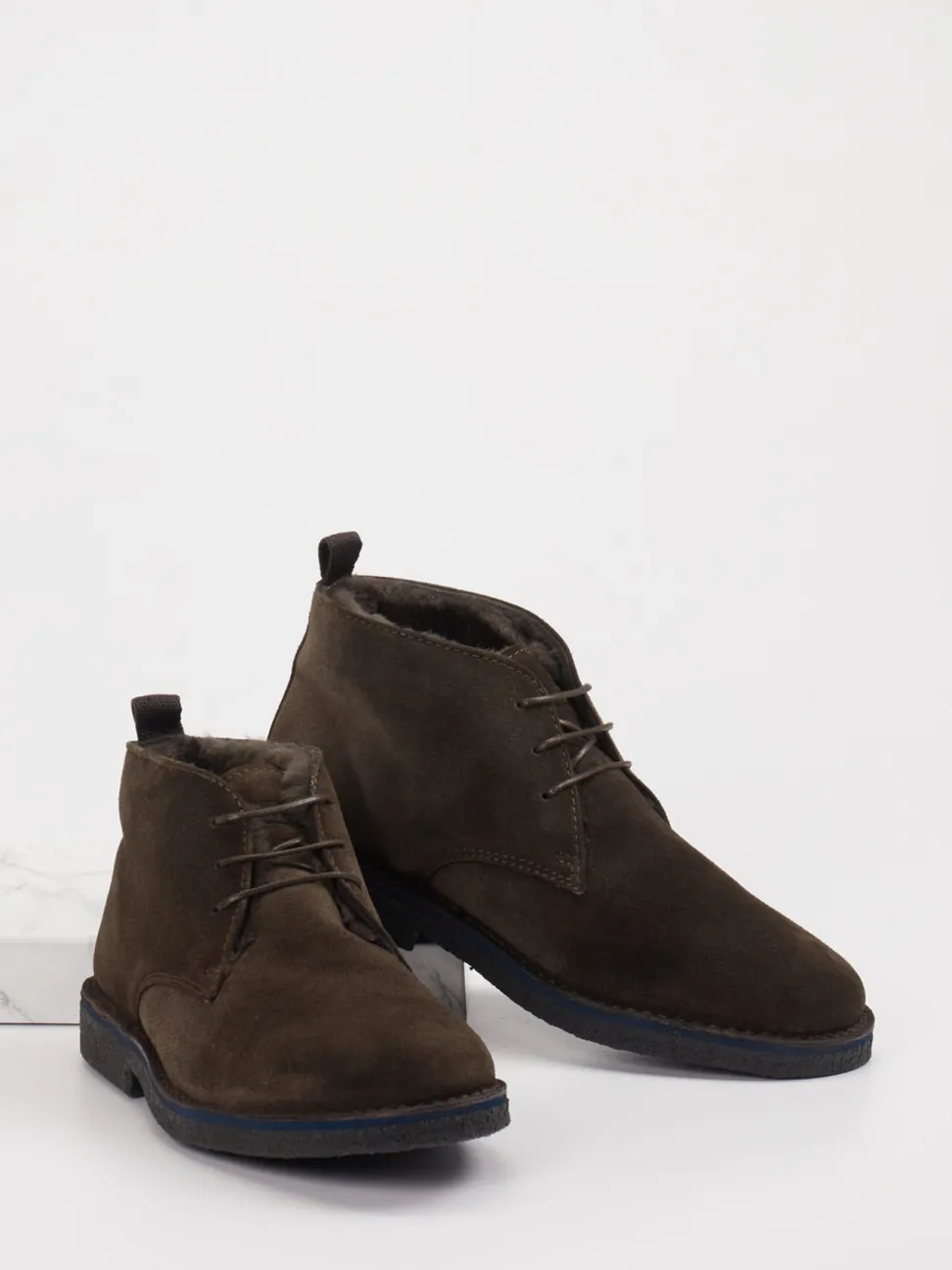 Konstantin Starke – Desert Boots aus Veloursleder braun