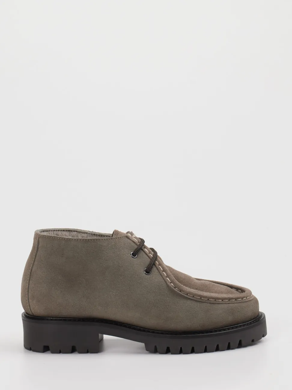 Konstantin Starke – Desert Boots aus Veloursleder steingrau