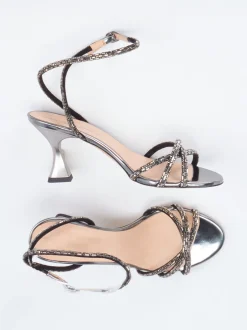 Konstantin Starke – High Heel Sandale aus Metallicleder anthrazit