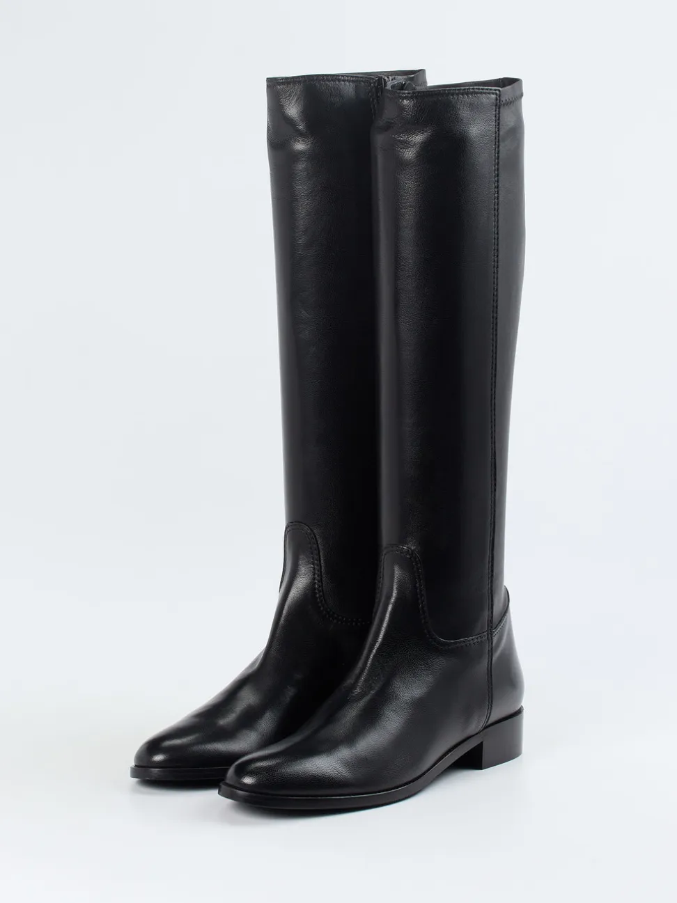 Konstantin Starke – Kniehohe Stiefel aus Glattleder schwarz