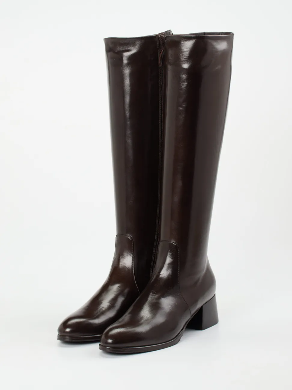 Konstantin Starke – Kniehohe Stiefel aus Lammleder Braun