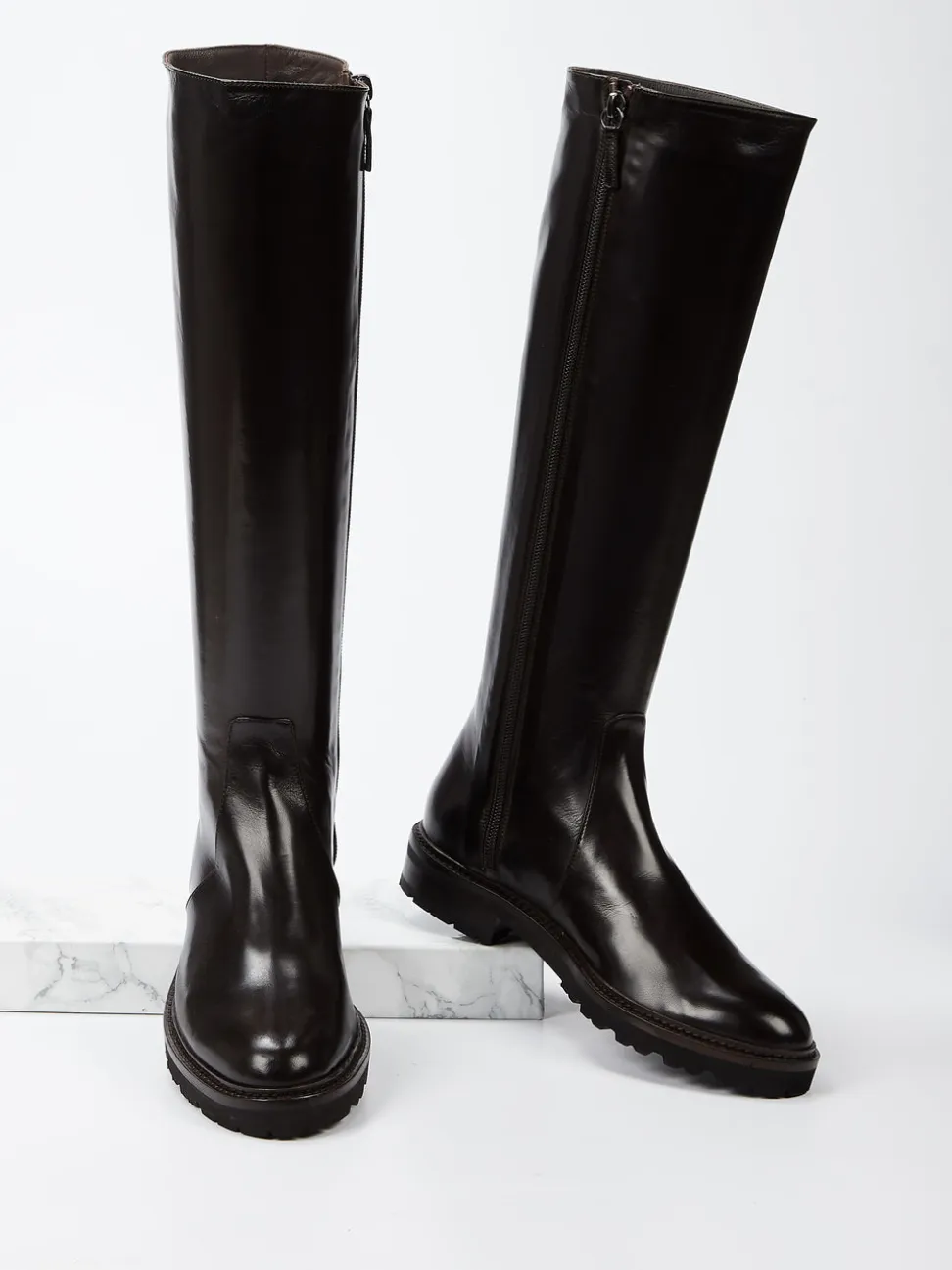 Konstantin Starke – Kniestiefel aus Lammleder Braun