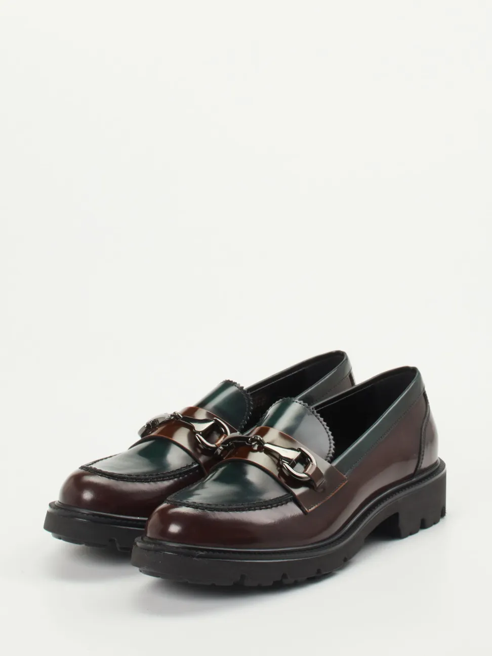 Konstantin Starke – Loafer aus Hochglanzleder Bicolor